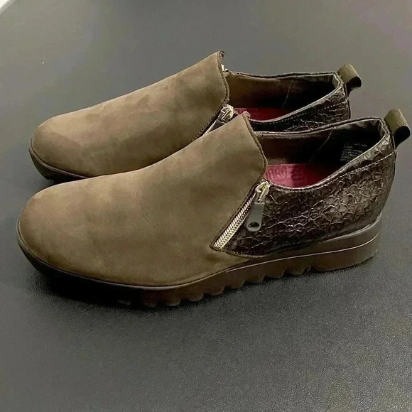 Munro Kit Loafers Neutral Brown Leather Comfort Casual Classic 10 Wide - Picture 3 of 11